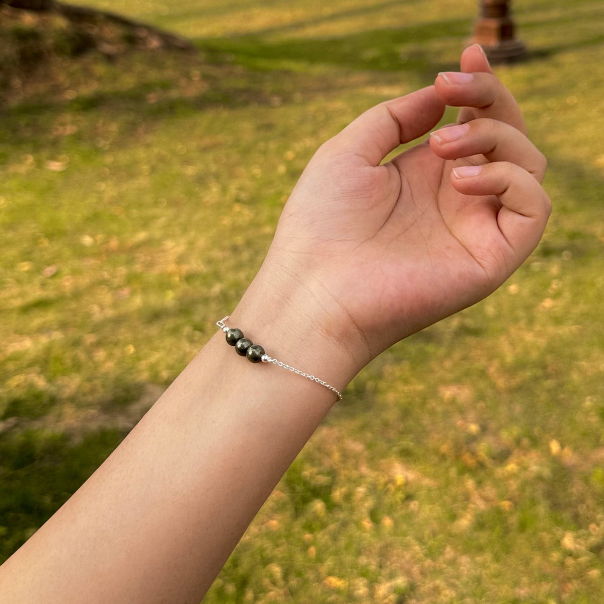 Money magnet Pyrite Bracelet | Silver