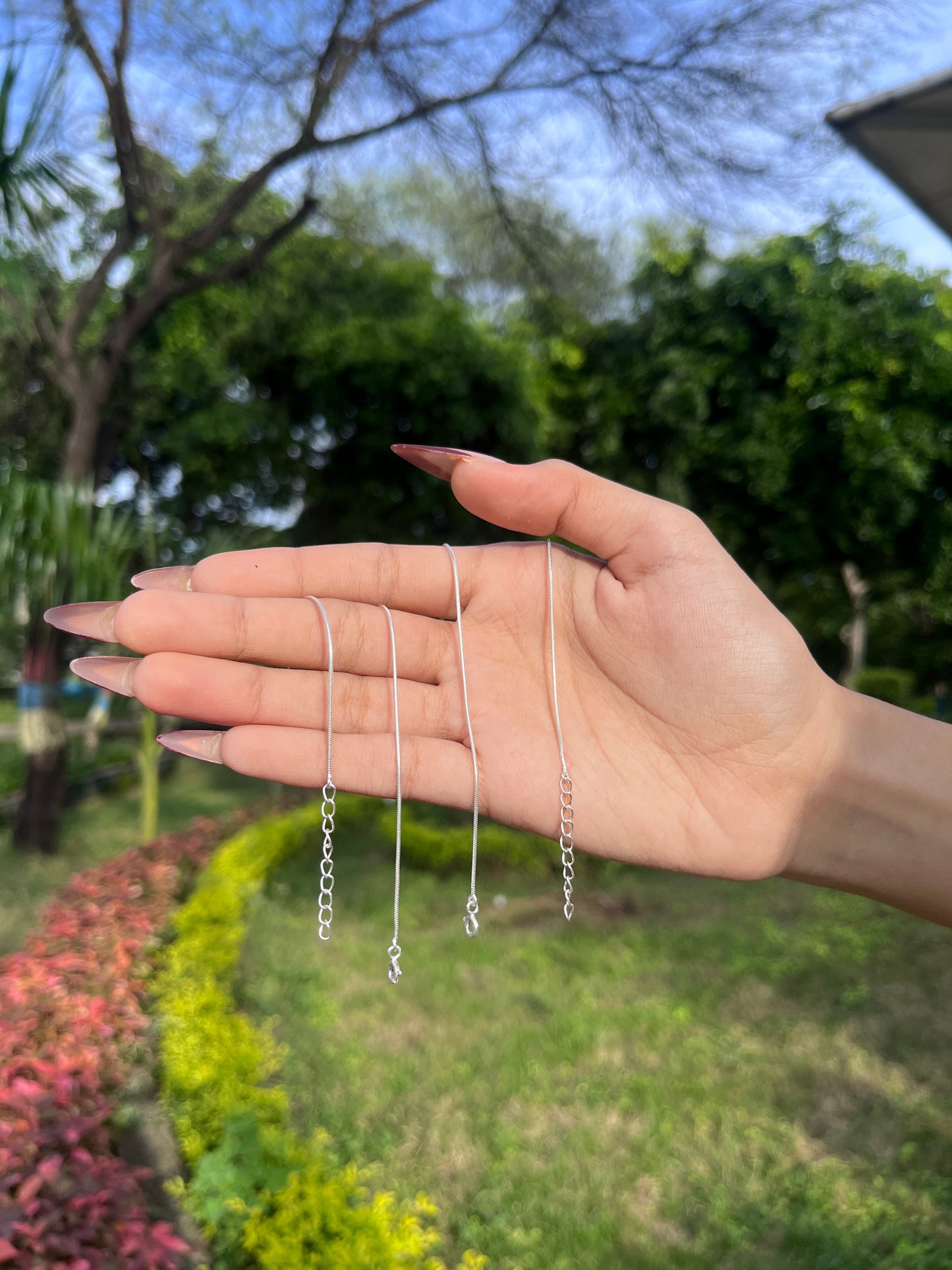 Viral Sleek Snake Chain Silver Anklet