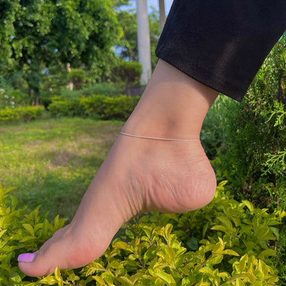 Viral Sleek Snake Chain Silver Anklet