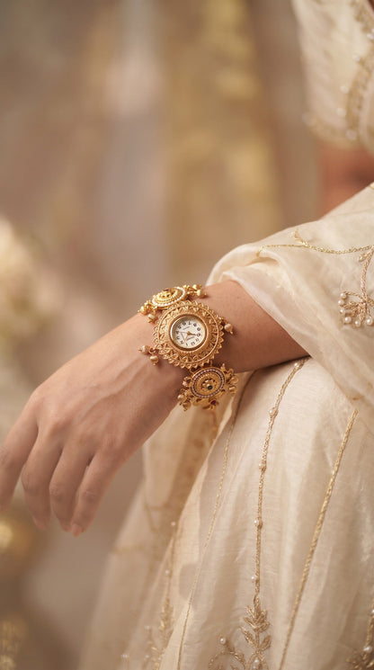 Heritage Elegant Rounded Rajwadi Watch for Women